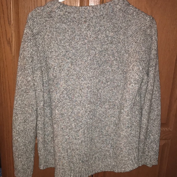 Universal Thread Sweater - Picture 3 of 10